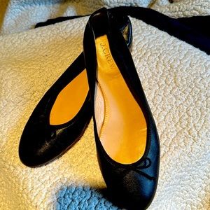 J CREW - Ballet Flats - worn twice.  Classic Black♠️♣️